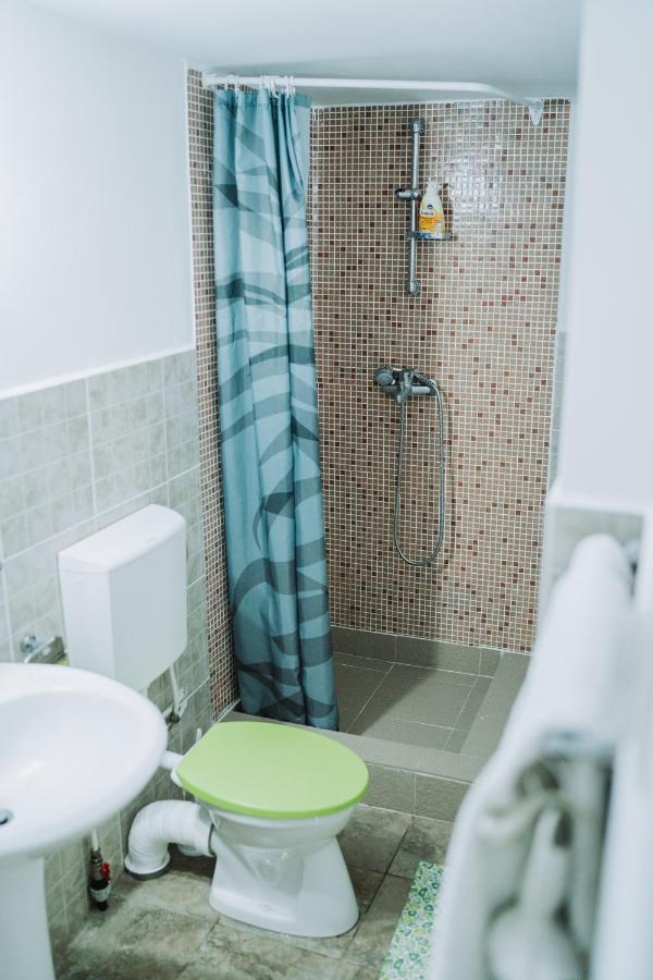 Casuta Andrey & Dan Villa Mihai Viteazu  Exteriör bild